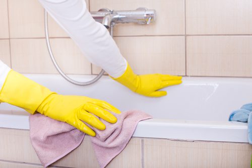 Who provides reliable residential maid services near me in Arnold